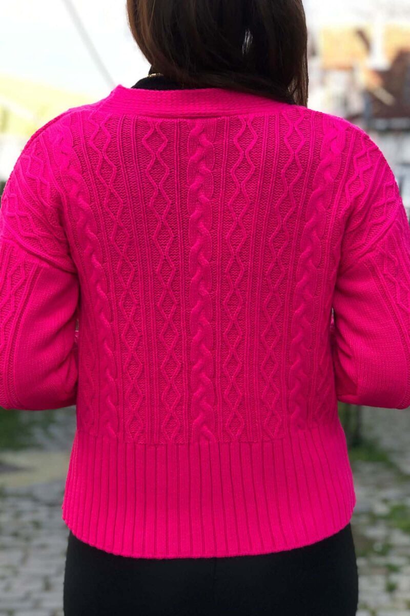 Pembe Kısa Boy Örgü Desen Düğmeli Triko Hırka