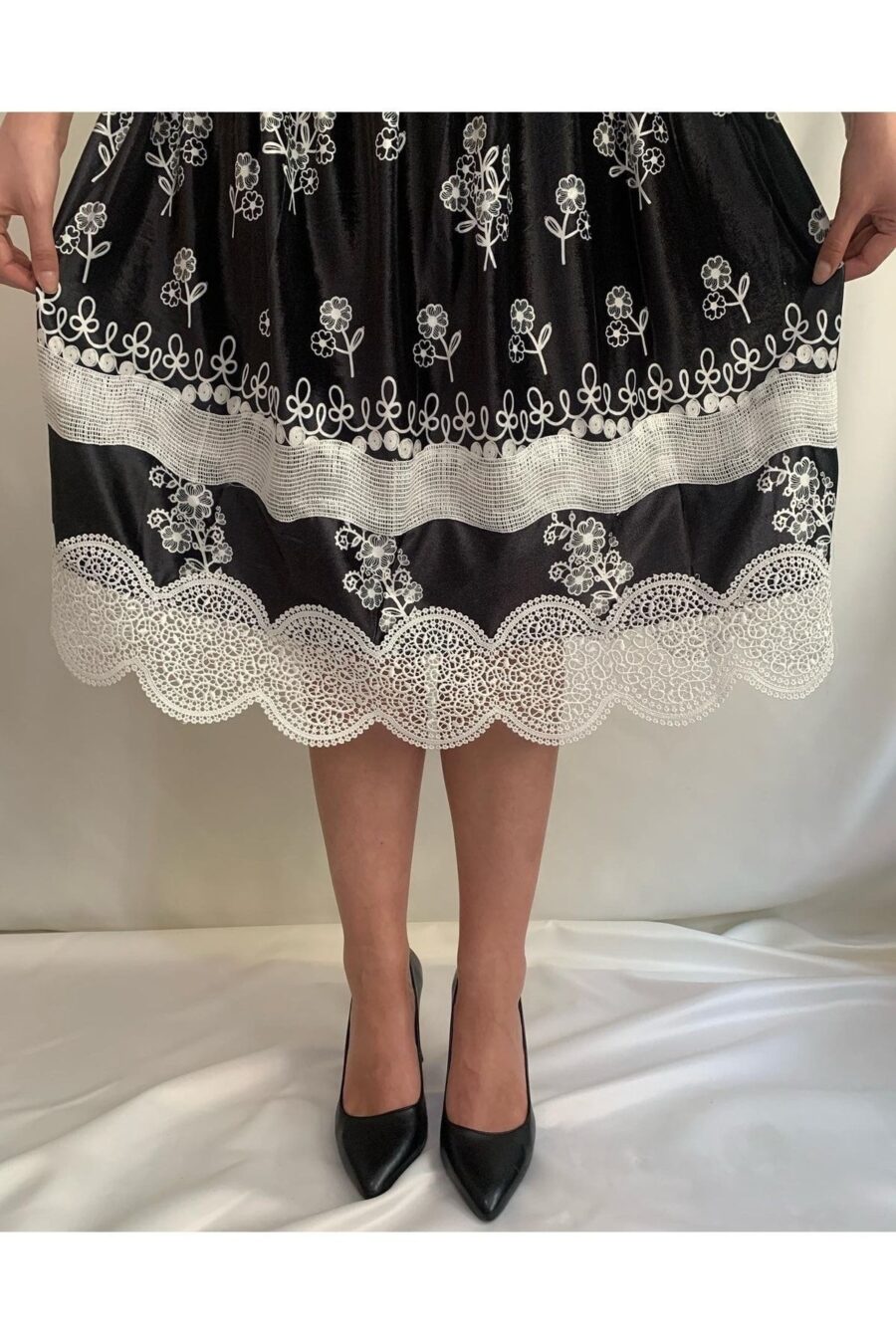 548159517 Kadın Siyah Kadife Kruvaze Dantel Detaylı Midi Boy Abiye Gece Davet Düğün Kına Kışlık Tasarım Elbise