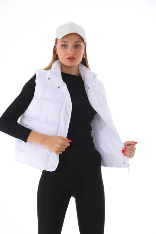 Kadın Kapüşonlu Kısa Şişme Yelek