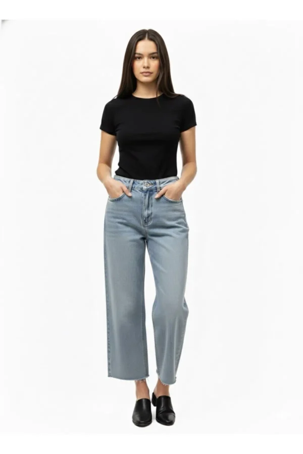 Kadın Kesik Paça Kot Pantolon Denim Jean