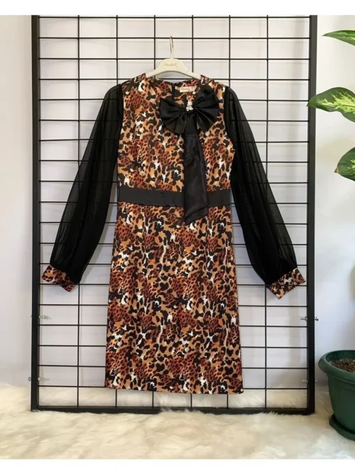 Kadın Siyah Saten Kolları Tül Detaylı Günlük Ofis Gece Düğün Nişan Kına Abiye Elbise