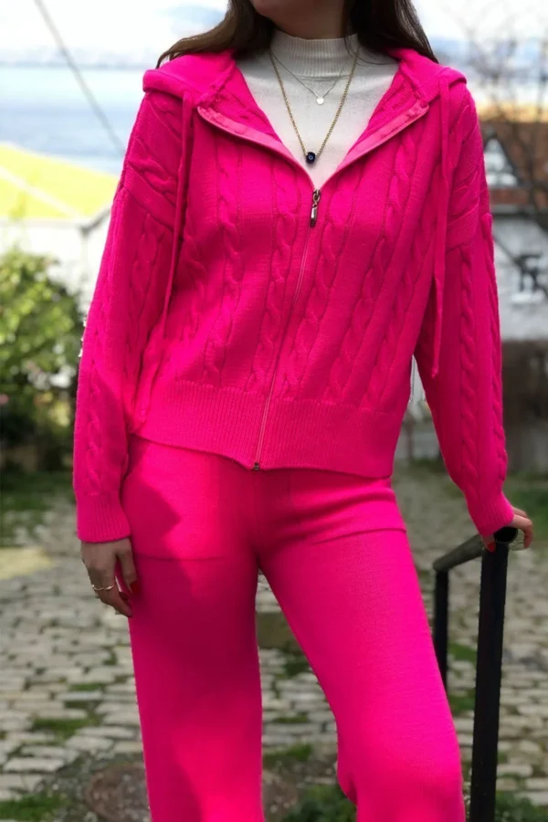 Pembe Fermuar Detaylı Kapüşonlu Hırka Pantolon Triko Ikili Takım