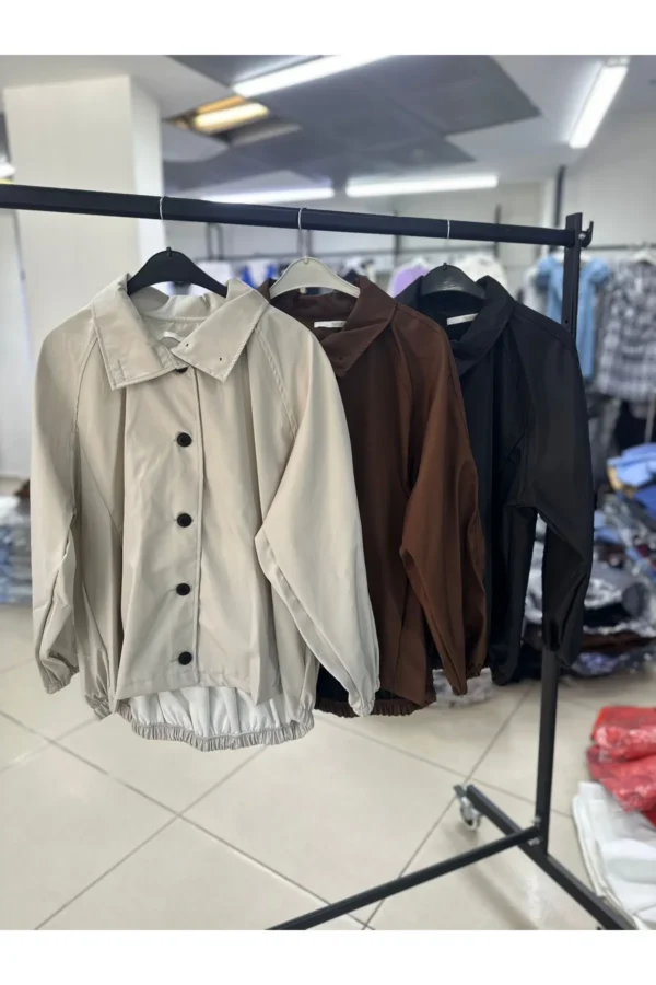 Parlak Bondit Kumaş Kısa Spor Trençkot