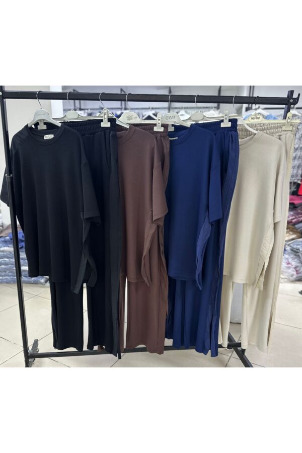 Yırtmaç Detaylı Beli Lastikli Pantolon Bluz İkili Takım