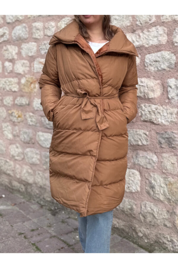 Taba Uzun Boy Kuşaklı Şişme Mont Tesettür Mont