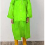 Unisex Siyah Çocuk Yağmurluk Ve Rüzgarlık Kapüşonlu Eva Kumaş Rüzgar Ve Suya Dayanıklı Desensiz